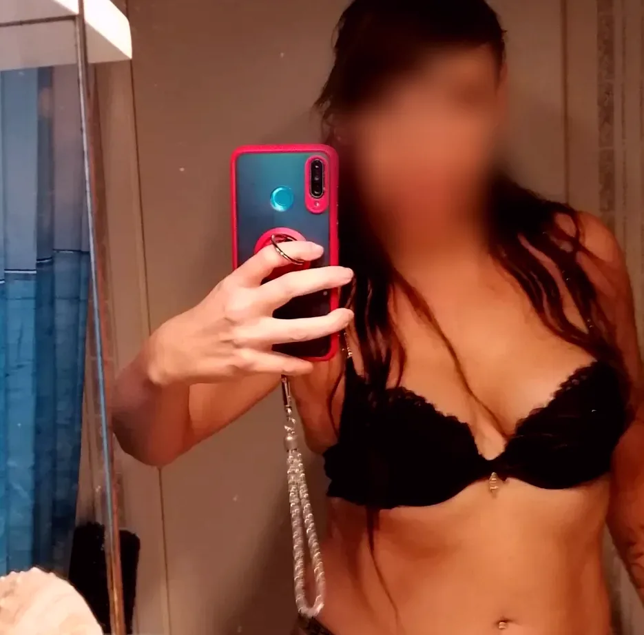 Magda, 36