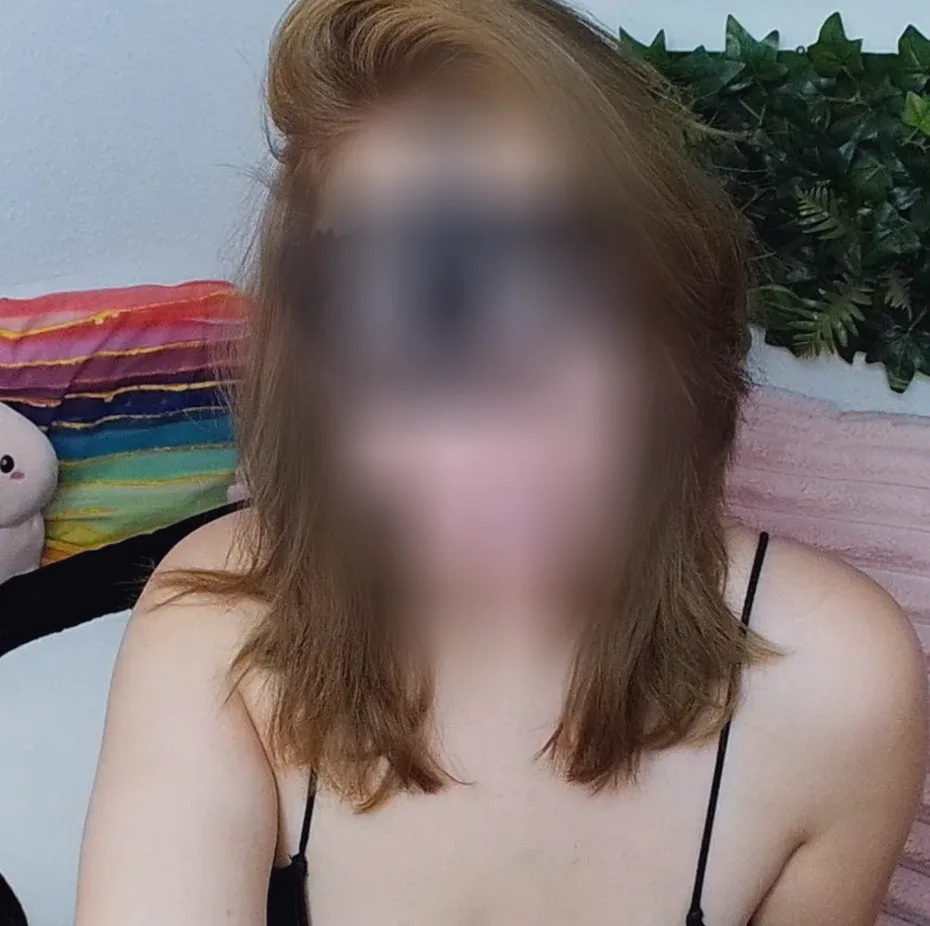 Poppy, 29