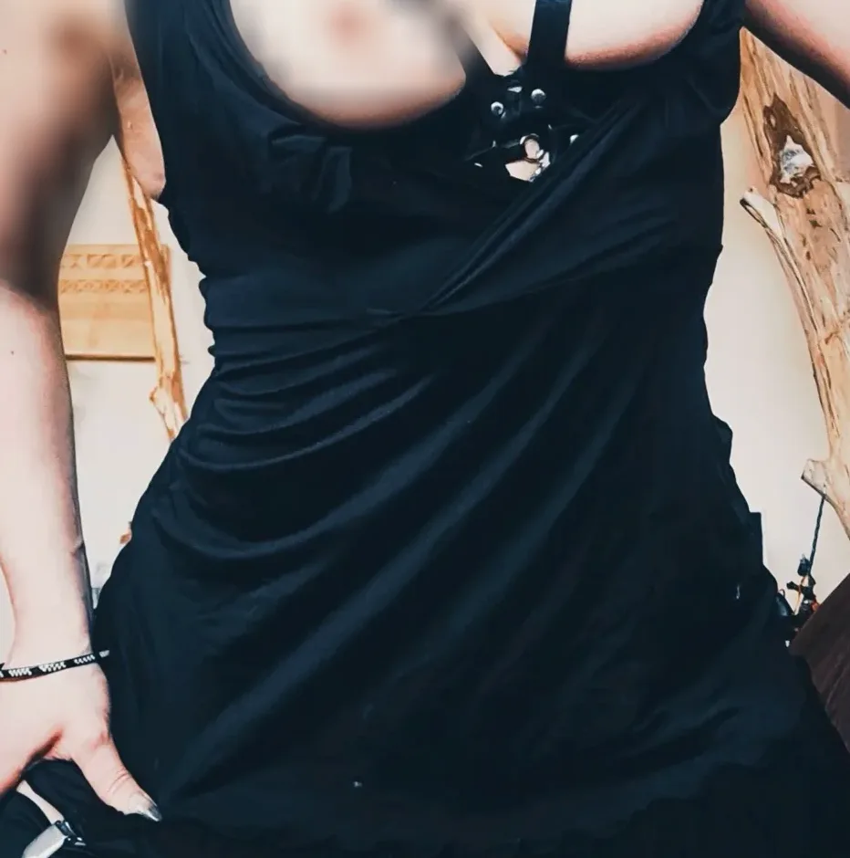 Samantha, 36
